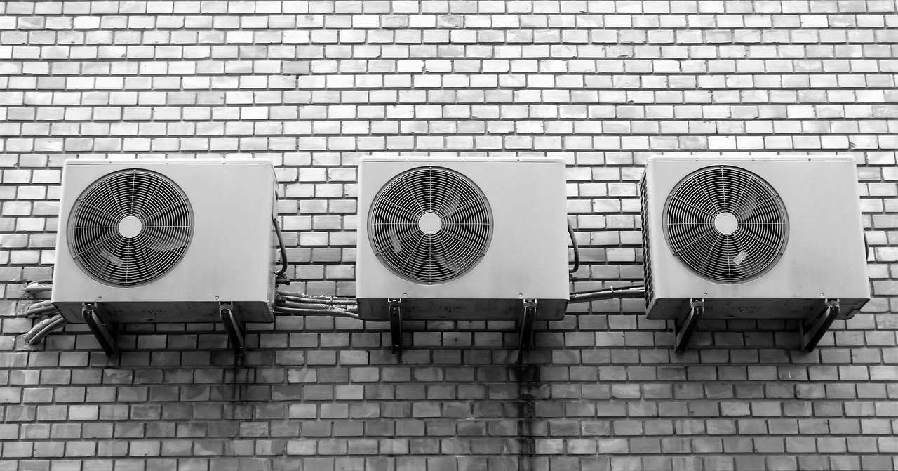 Klimatizace na zdi