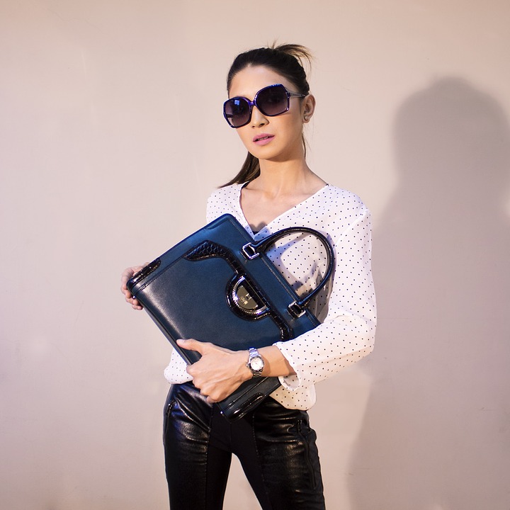 handbags-2251083_960_720